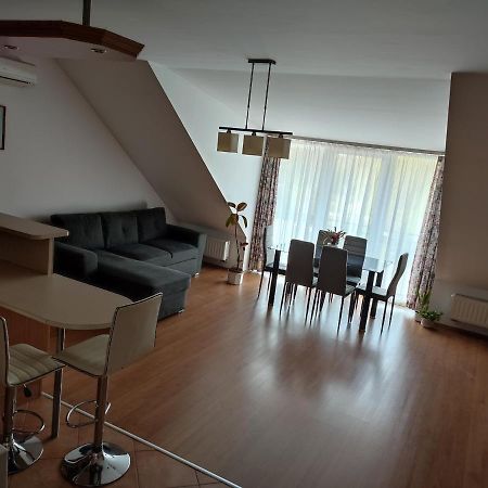 Larix Apartman Sárvár Extérieur photo
